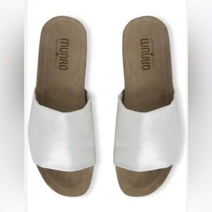 New Munro Casita Slide Sandal size 7.5N